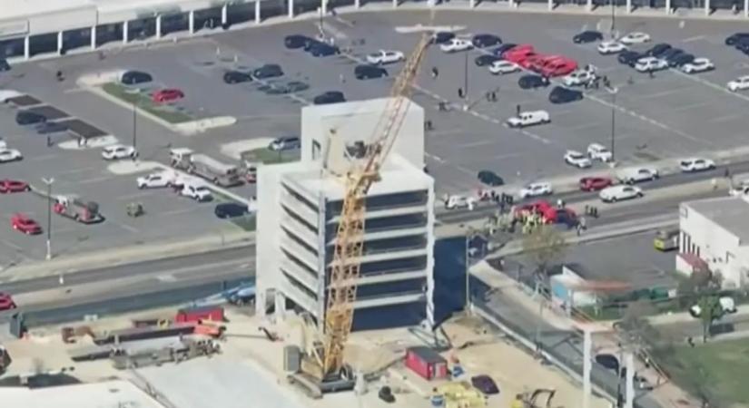 Káosz és halál az építkezésen: összeomlott egy parkolóház, még keresik a túlélőket – videó