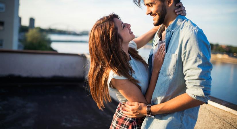 „Már túl vagyok az exemen, nem érdekel a pénz” – és még 8 hazugság, amit a nők mondanak férfiaknak ismerkedéskor