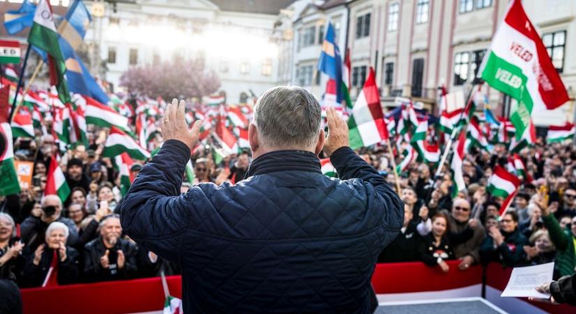 Kövesse nálunk élőben Orbán Viktor debreceni fórumát! (Élő videó!)