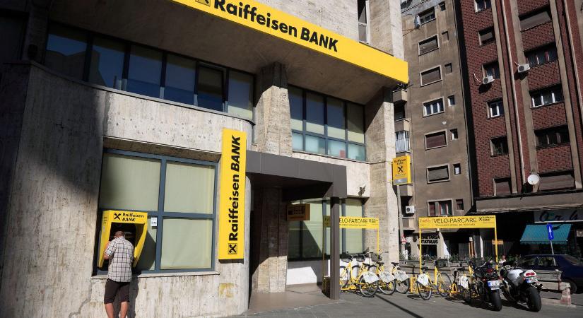 Sürgős figyelmeztetés jött az MBH és a Raiffeisen Bank ügyfeleinek, rengeteg embert érint