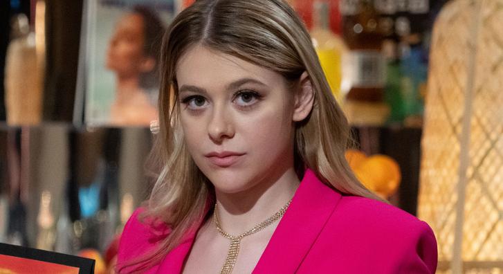 Schumacher Vanda alig akarta elhinni, de Beverly Hillsben arról faggatták egy boltban, kire húzza be az x-et április 12-én