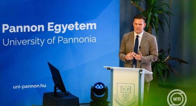 Átadták a Pannon Egyetem nagykanizsai kampuszának felújított épületeit