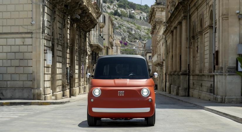 Megérkezett Magyarországra a Fiat apró négykerekűje! 4,4 millió forintot kérnek érte!