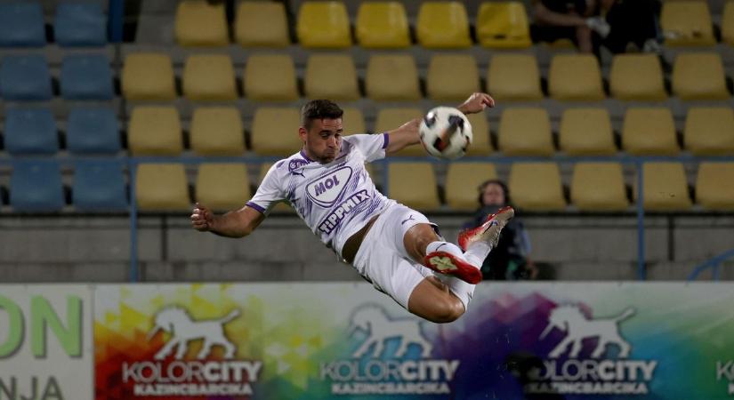 Tisztogatás Újpesten: Dárdai újabb játékos talpára kötött útilaput