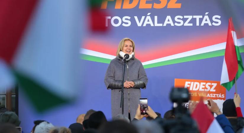 Széles Diána az országjáráson: Ne hagyjuk, hogy a rombolás győzzön!