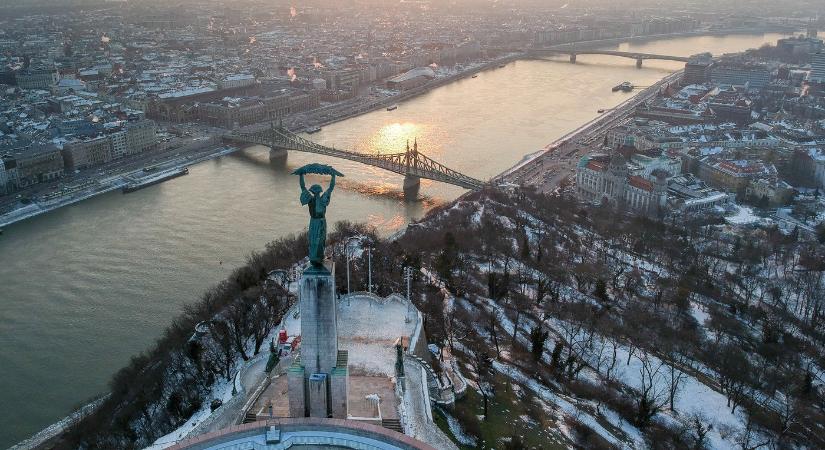 1 kilométeres piramis Budapest közepén, a fejüket fogják a turisták, már megmutatták a képet, olyan felvétel jött tervekről, amelyen csodálkozni fogsz