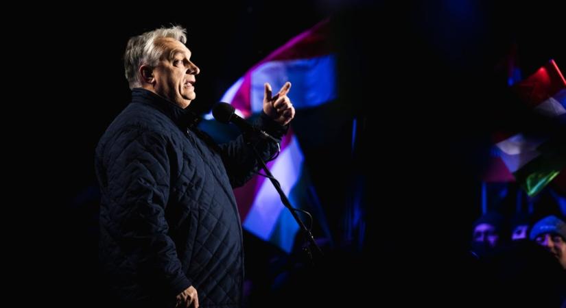 Orbán azt tanácsolta a fiataloknak, hogy ne felejtsék el megköszönni a kormány jótéteményeit az idősebbeknek