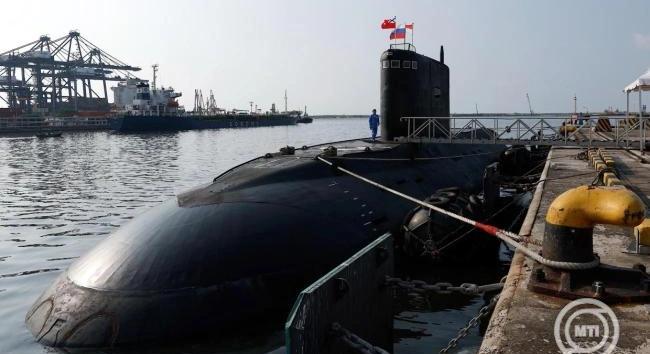 Orosz tengeralattjárók hajtottak végre "titkos műveleteket"