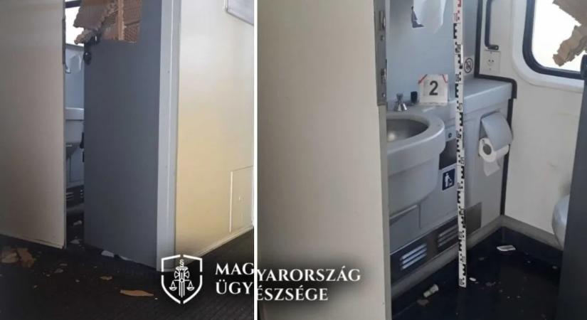 Szétverte a mosdót, majd a kalauzra támadt az ittas utas a vonaton – videóval