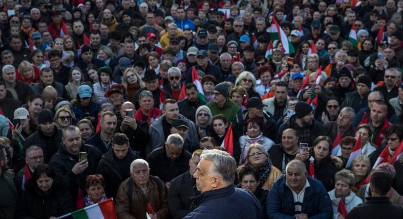 Orbán Viktor Debrecenben: Tapasztalat, biztonság, hidegvér, rutin kell!