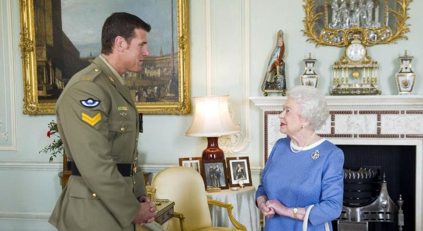 Roppant kínos: Ausztrália egyik leghíresebb katonáját háborús bűncselekményekkel vádolják