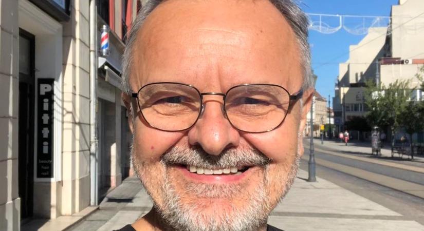 Debreczeni József egyéniben és listán is a DK-t támogatja