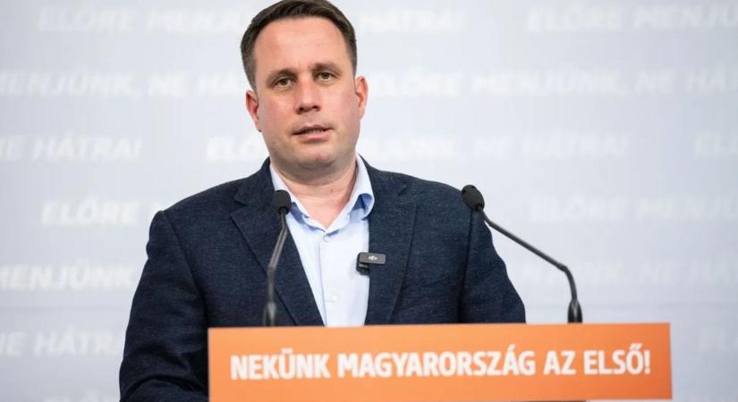 Dömötör Csaba: a vidéki embereket nem tudják megfélemlíteni a tiszás provokátorok – videóval