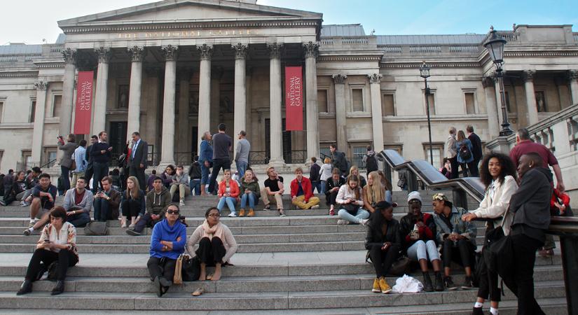 Könnyíti a brit kormány az EU-állampolgárok előzetes letelepedett státusának véglegesítését