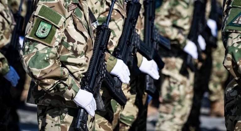 Tavaly novemberben közel 27 milliárdos költséggel számolt a Honvédelmi Minisztérium a csádi misszióra