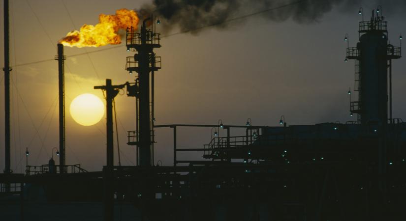 Hetvenöt energetikai létesítményt lőtt szét Irán, öt évig tarthat a károk helyreállítása