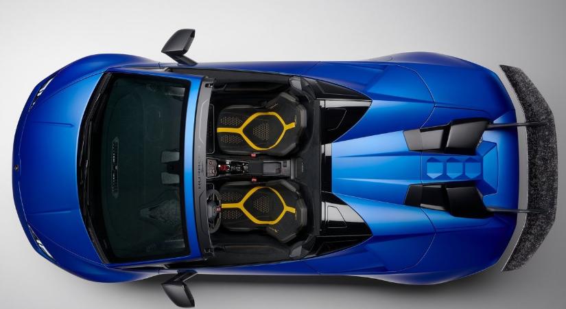 Nem értek oda saját esküvőjükre, a rendőrség kivette alóluk az autót