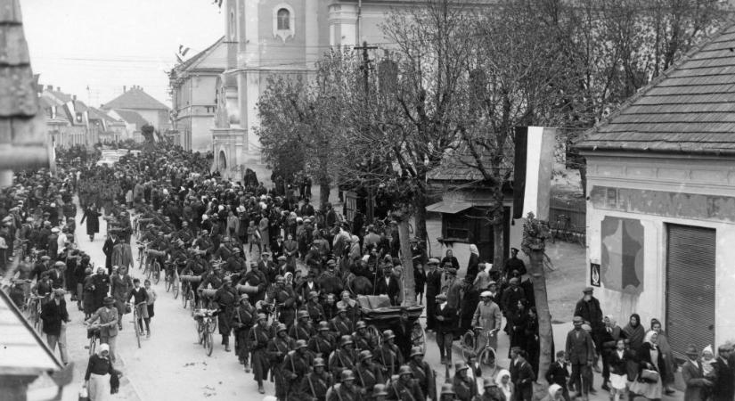 Így vette vissza Magyarország a Délvidéket