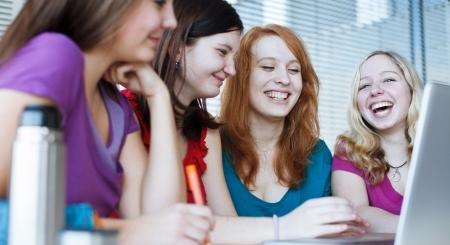 Még mindig léteznek „fiús” és „lányos” szakmák a magyarok szerint