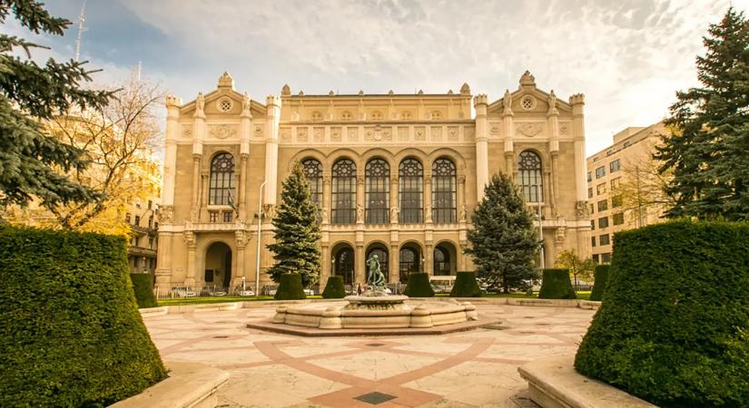 Tavaszi kultúrkörkép: élmények versben, képekben, jövőképekben