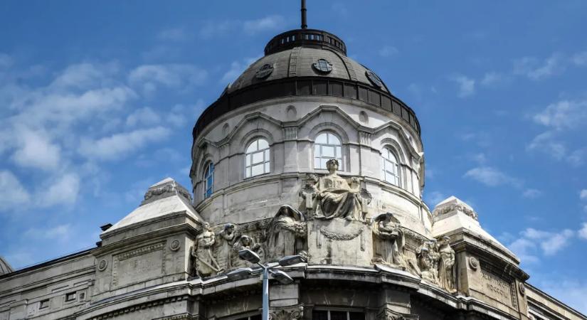 Durván felpörgették az állami ingatlanok eladását a választások előtt