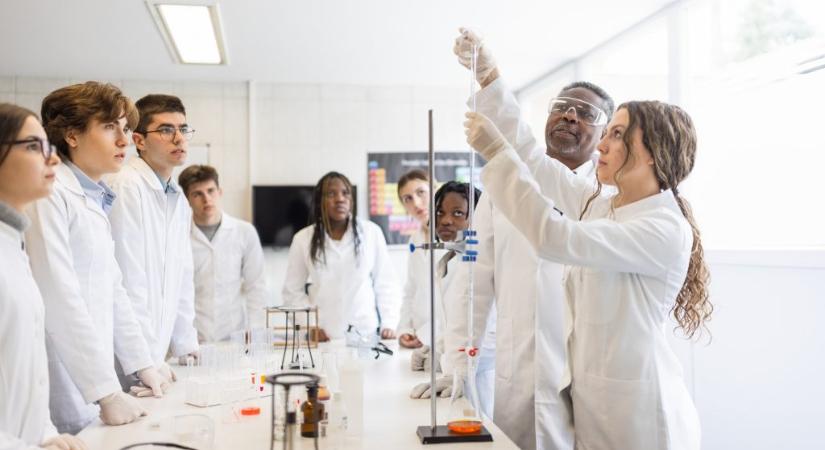 Mennyire vagy képben az elemekkel? – kvíz az iskolai kémiaórák tananyagából