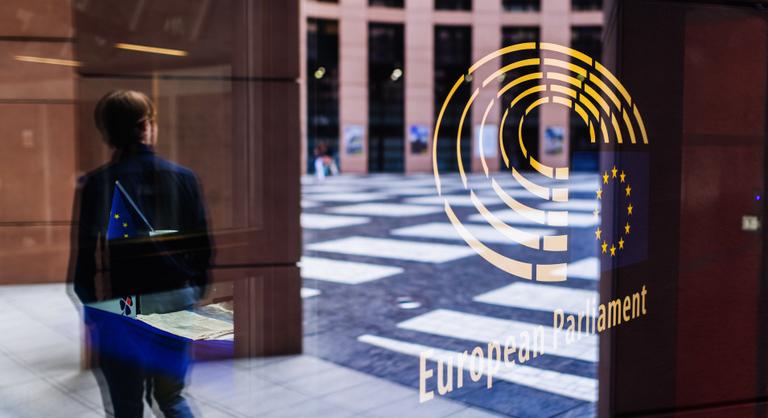 Kettős ügynökök, vagy egy kampány áldozatai: ők a brüsszeli kémbotrány érintettjei