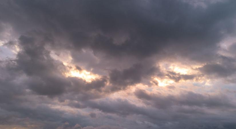 Felhős időre és gyenge fagyra kell készülnünk pénteken