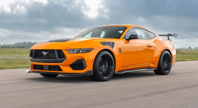 860 lóerővel gyilkolja a hátsó gumijait a legújabb Ford Mustang