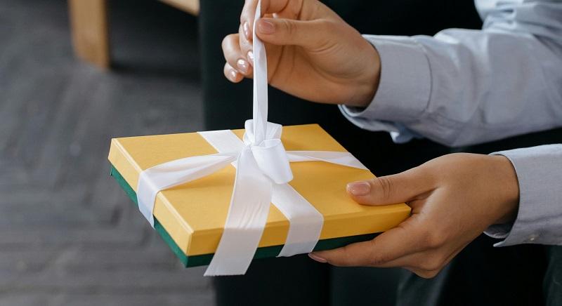 A vőlegény megrendezte a 94 000 lejes nászajándék ellopását – A feleség riasztotta a rendőrséget