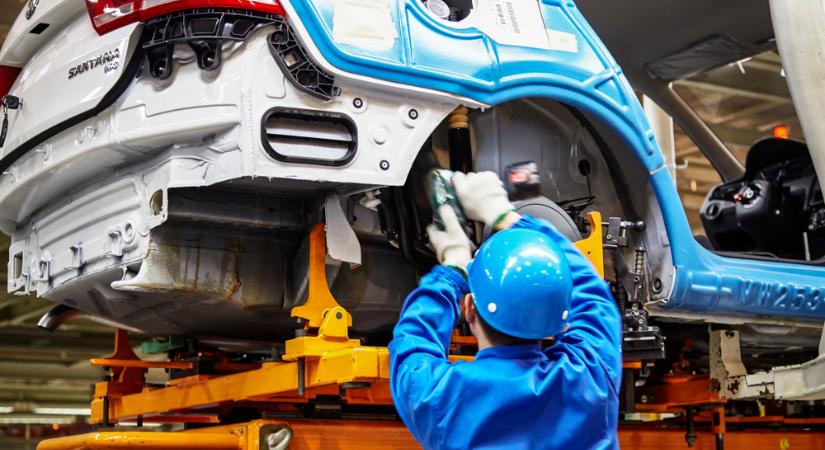 Összeomlik az autóipar?