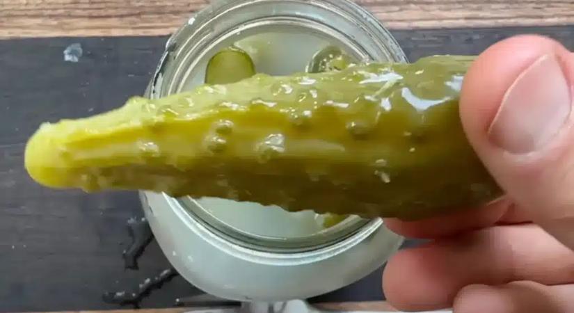 Kenyér nélkül is működik: így lesz tökéletes a kovászos uborka