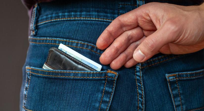 Standról standra járva gyűjtötte a milliókat a szegedi zsebtolvaj