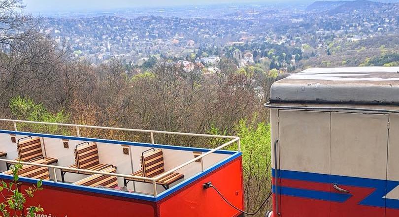 Lekapták a Gyermekvasút tetejét és oldalát is – képek