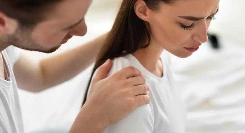 Miért nehéz bízni másokban?