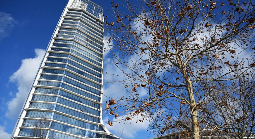 Járai Zsigmond kiakadt, a kisbefektetők összeesküvést gyanítanak – lassan halad a Mol-vezetők vitatott részvényeladásának vizsgálata