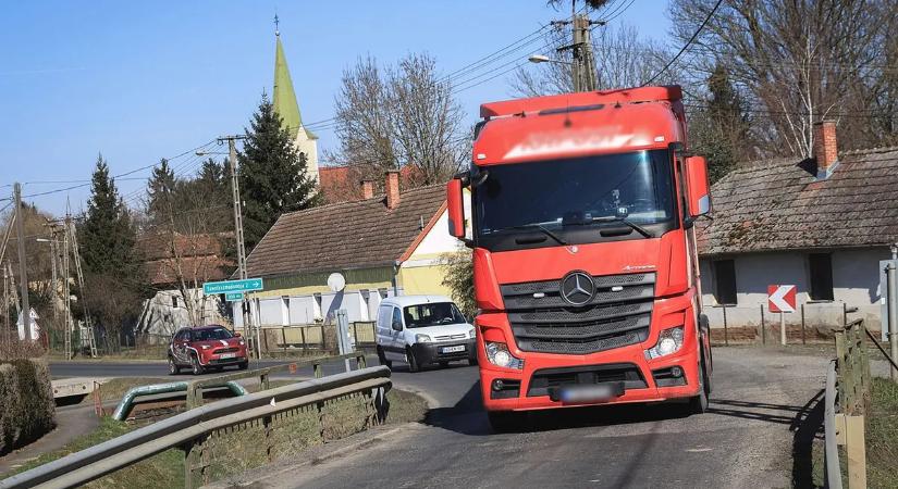 Ez zsebre megy – akár 400 ezres bírság is jöhet az utakon!