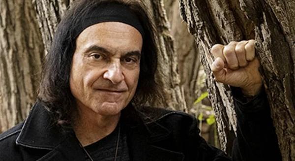 A fiatalkori rákról és a chemtrail-ről beszélt Vinny Appice