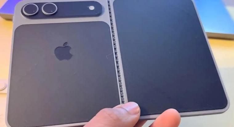 Olyannyira létezik az Iphone Fold, hogy állítólag már meg is indult a gyártása