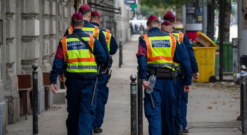 Rendőr csak fegyvertelenül mehet szavazni