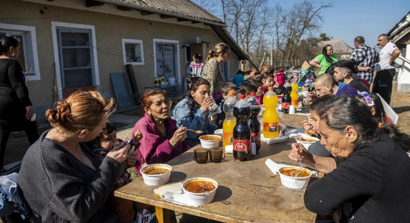 A szavazatvásárlók már megkezdték a beetetést