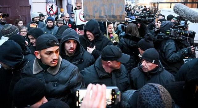 LÉGKÖRÉPÍTÉS – Leleplezések, botrányok, félelemkeltés