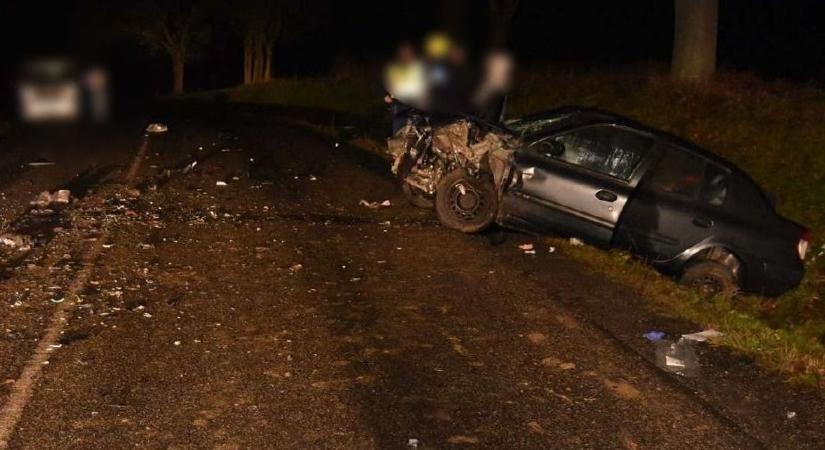 Heten sérültek meg a súlyos somogyaszalói balesetben