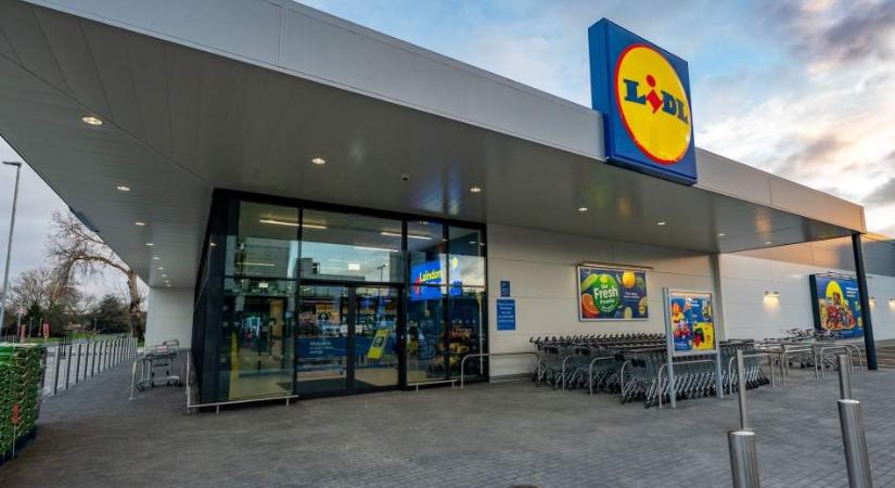 600 millió fontból terjeszkedik a brit Lidl
