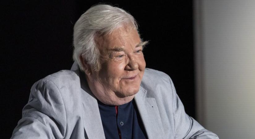 Gálvölgyi János is nyíltan támogatja a Tisza jelöltjét, videóban buzdít a rendszerváltásra