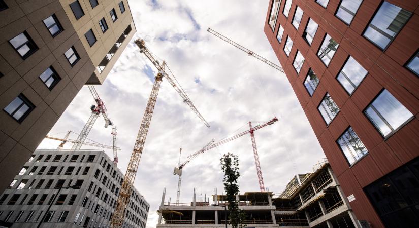 Tíz új otthon startos lakásprojekt kapott rendeleti kiemelést, a Népsziget gigalakóparkot kaphat a nyakába