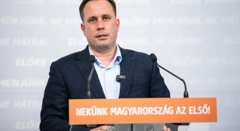 Dömötör Csaba: A Fidesz Demokrácia Központot hoz létre a tiszás választási csalások megakadályozására
