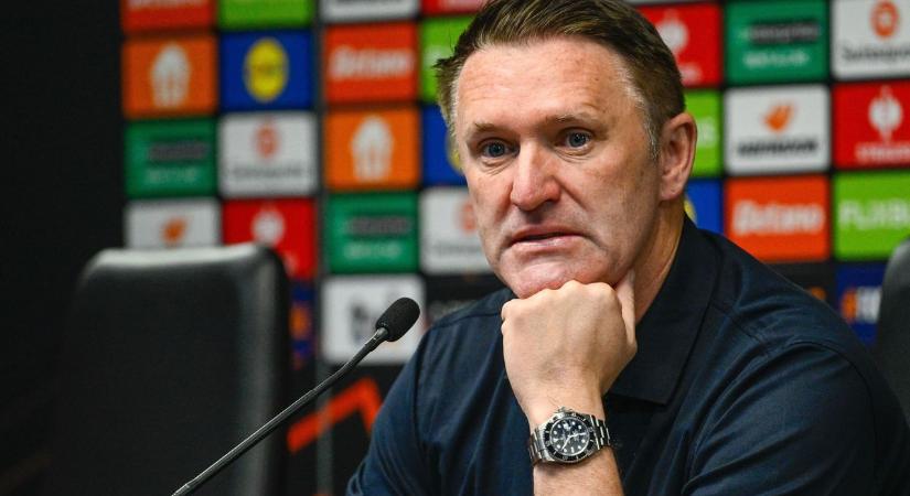 A Fradi edzőjének üzentek a liverpooli klubikon búcsúposztja alatt