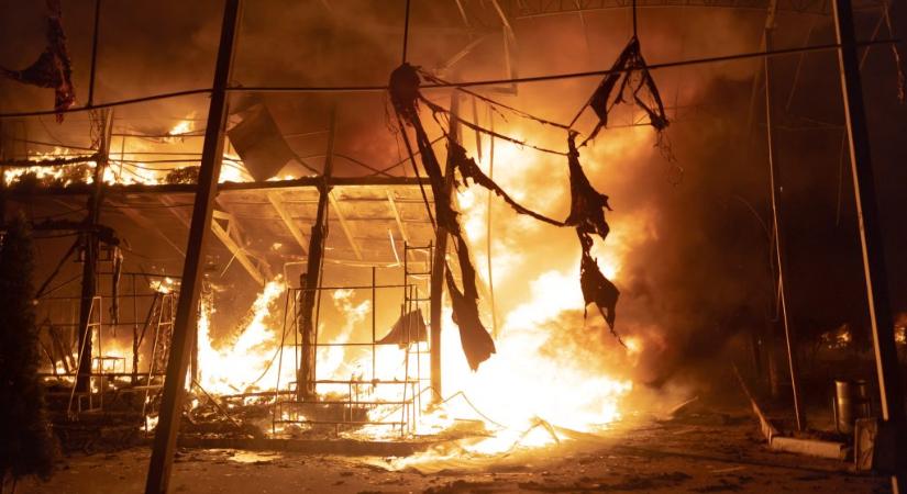 32 órás tűzszünet lép életbe szombaton Oroszország és Ukrajna között