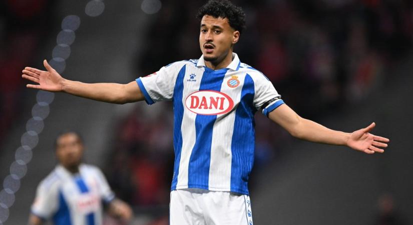 „Sokkal jobban fáj, ha egy másik játékos ócsárol” – mondta a focista, akit azzal provokáltak, hogy csónakkal érkezett Afrikából